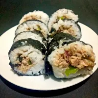 Snapdishの料理写真:salmon sisig roll|kellyさん