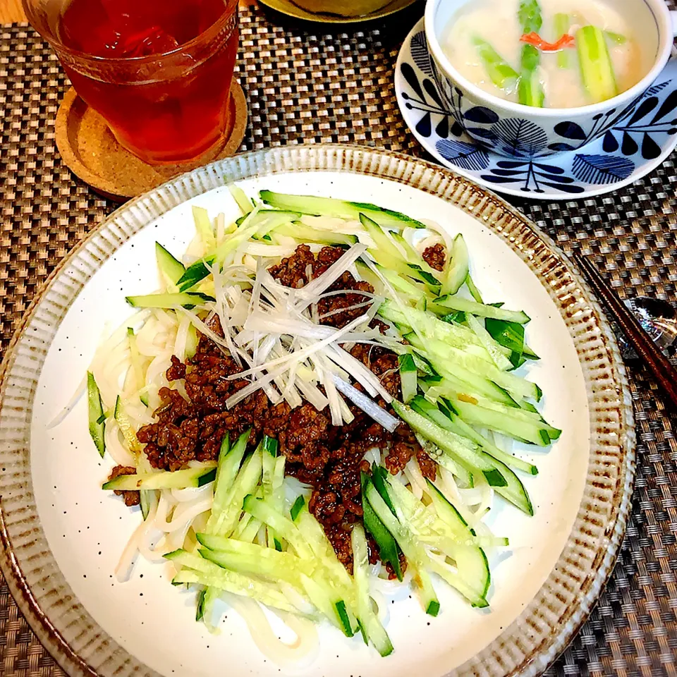 ジャージャー麺＆蟹とアスパラクリーム煮|ふわくまさん