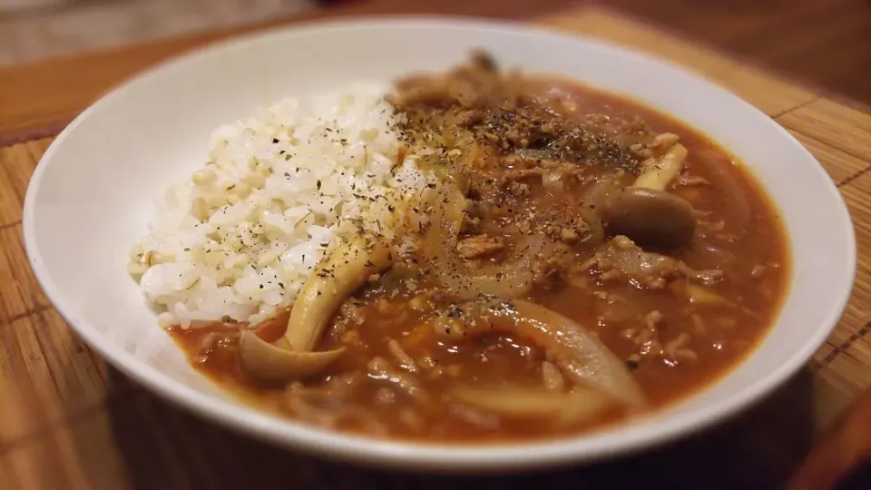 ﾄﾏﾄｶﾚｰ🍛
の晩ごはん✨|kaz(*･ω･)さん