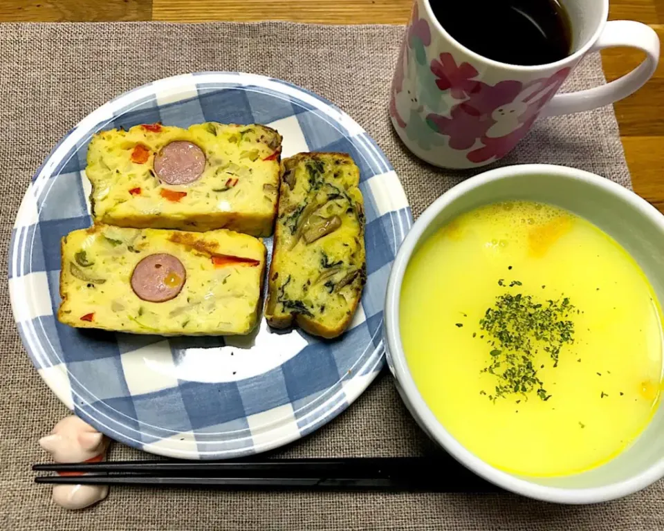 Snapdishの料理写真:ケークサレ モーニング　#ケークサレ|morimi32さん