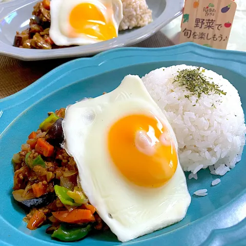 「なす」を使ってみたSnapdishの料理・レシピ写真:夏野菜たっぷり♬キーマカレー🍛