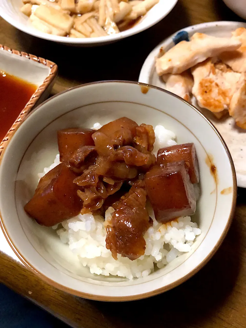 Snapdishの料理写真:どて丼|釣り人_そーたさん