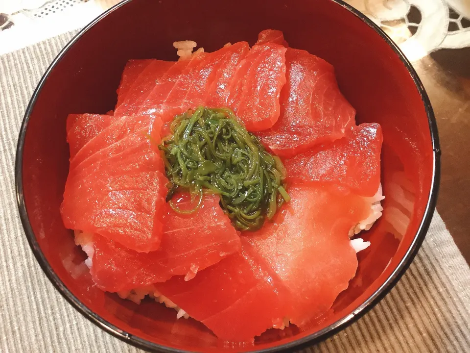 今宵は、鉄火丼だ〜🐟😻|アライさんさん