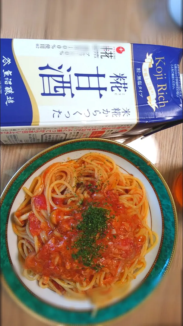 Snapdishの料理写真:トマトとツナのパスタ|kunio fukayaさん