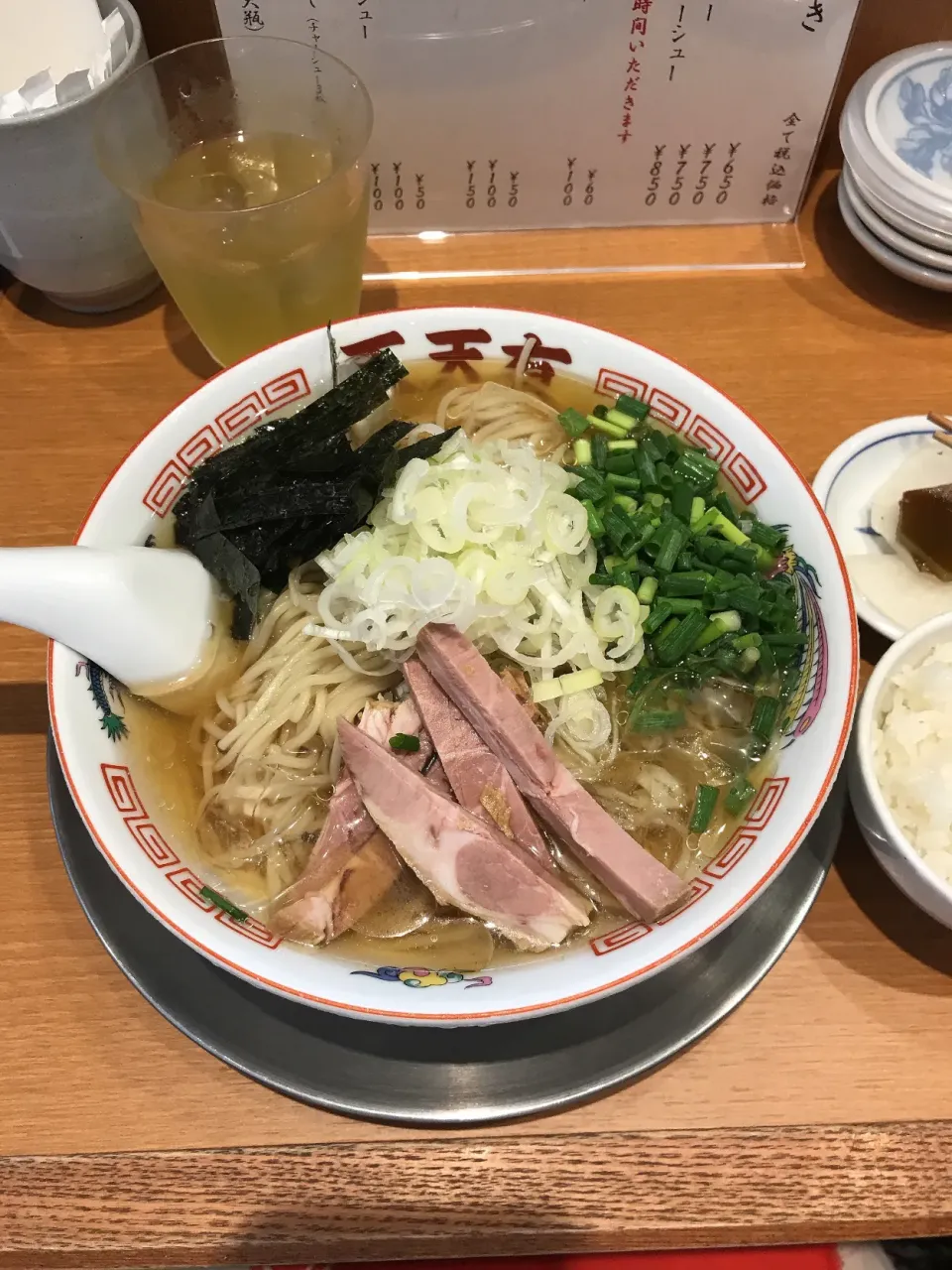 Snapdishの料理写真:冷やしラーメン大＋ごはん小@天天有 神田店|morimi32さん