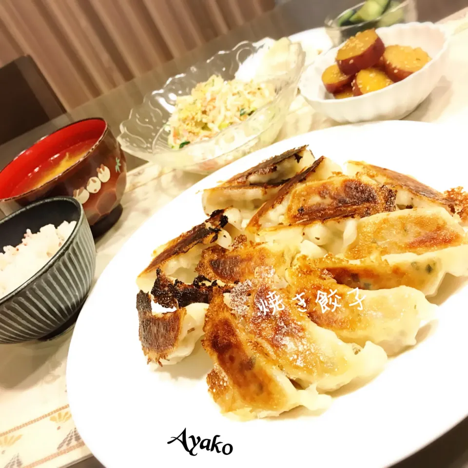 Snapdishの料理写真:焼き餃子|亜矢子さん