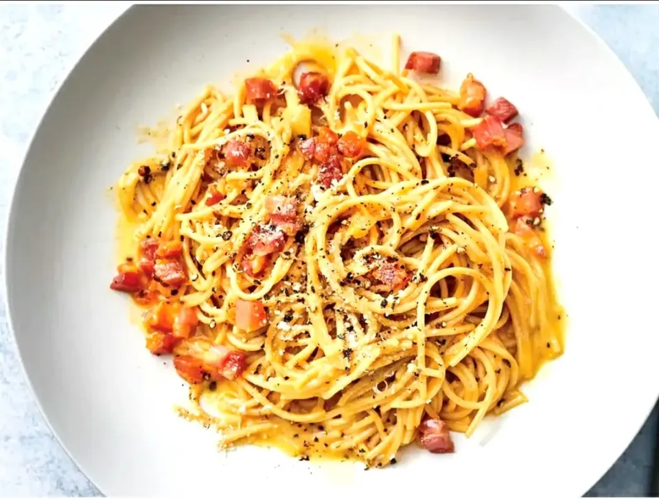 Priyanka's dish  Priyanka's dish Our Whole-Wheat Pasta Carbonara Has Less Than 350 Calories Per serving - Priyanka's Dish- new receipe|Priyankaさん