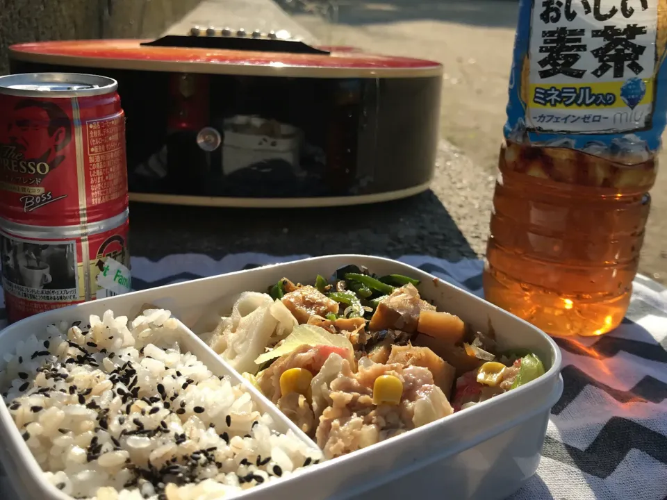 Snapdishの料理写真:レタス焼売弁当|Tak@さん