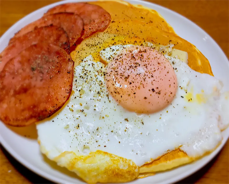 Snapdishの料理写真:もちもちふわふわ＊プレーンパンケーキ|ちほんぽさん