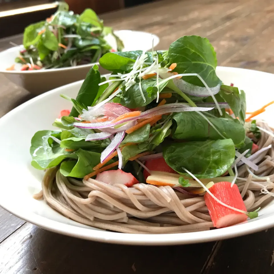 Snapdishの料理写真:Junさんの料理 イタリアンなまぜ蕎麦　オリーブオイルとだし醤油で|koji toyodaさん