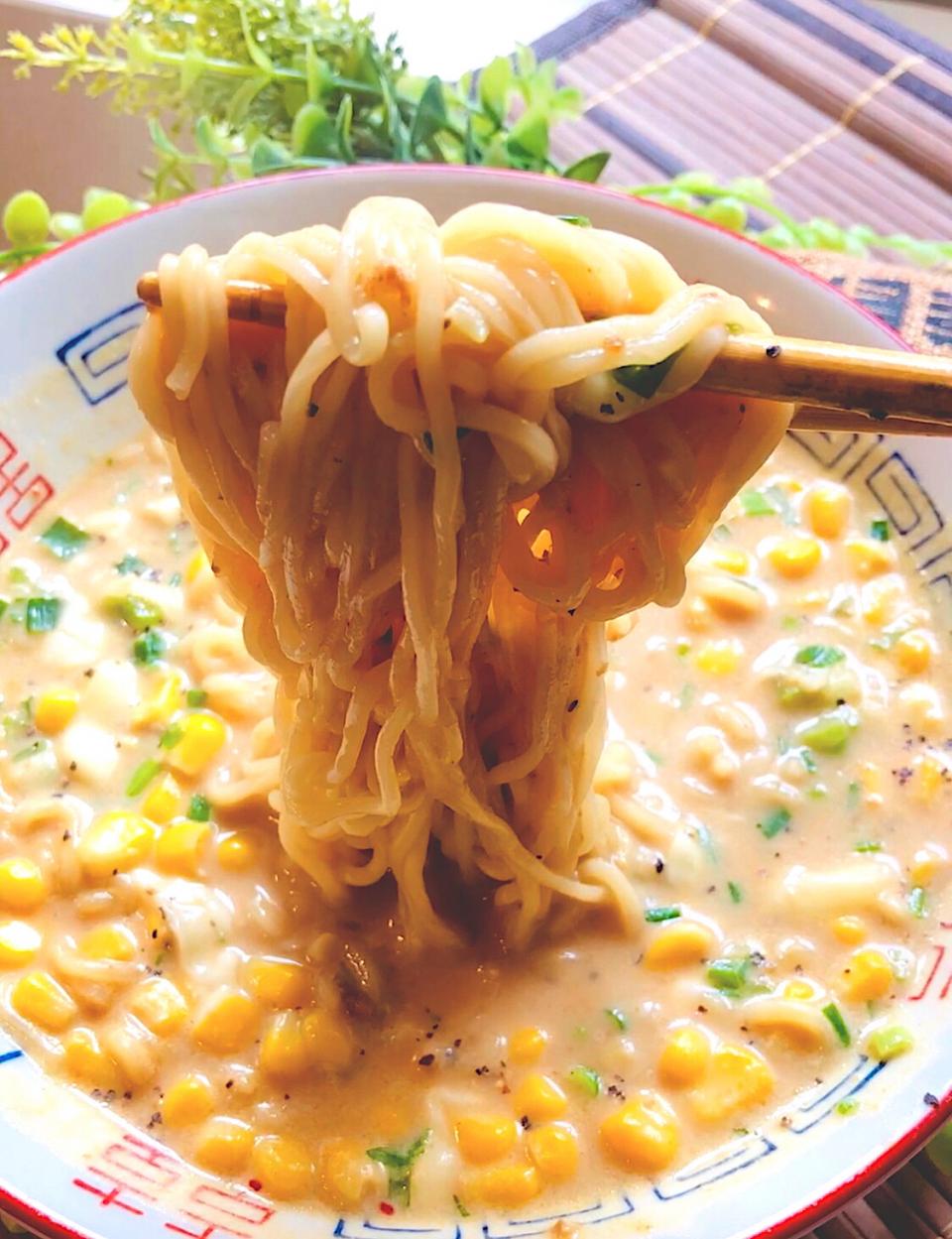 味噌カレー牛乳ラーメン