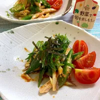 Snapdishの料理写真:オクラと鶏胸肉のチョレギドレッシング和え