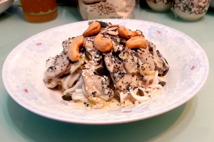 my lunch rice noodles mushroom cream|Tari Kitchenさん