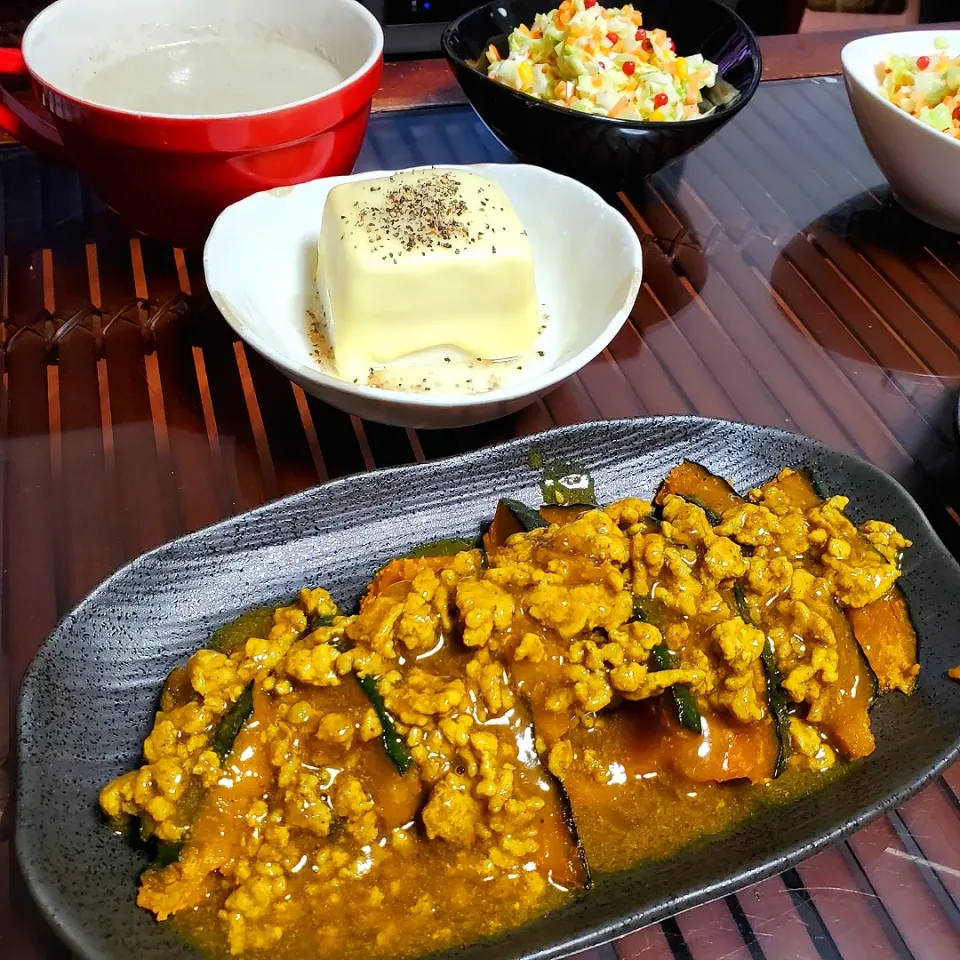 奥様料理♪
カボチャと挽肉餡掛け煮|dai.noriさん