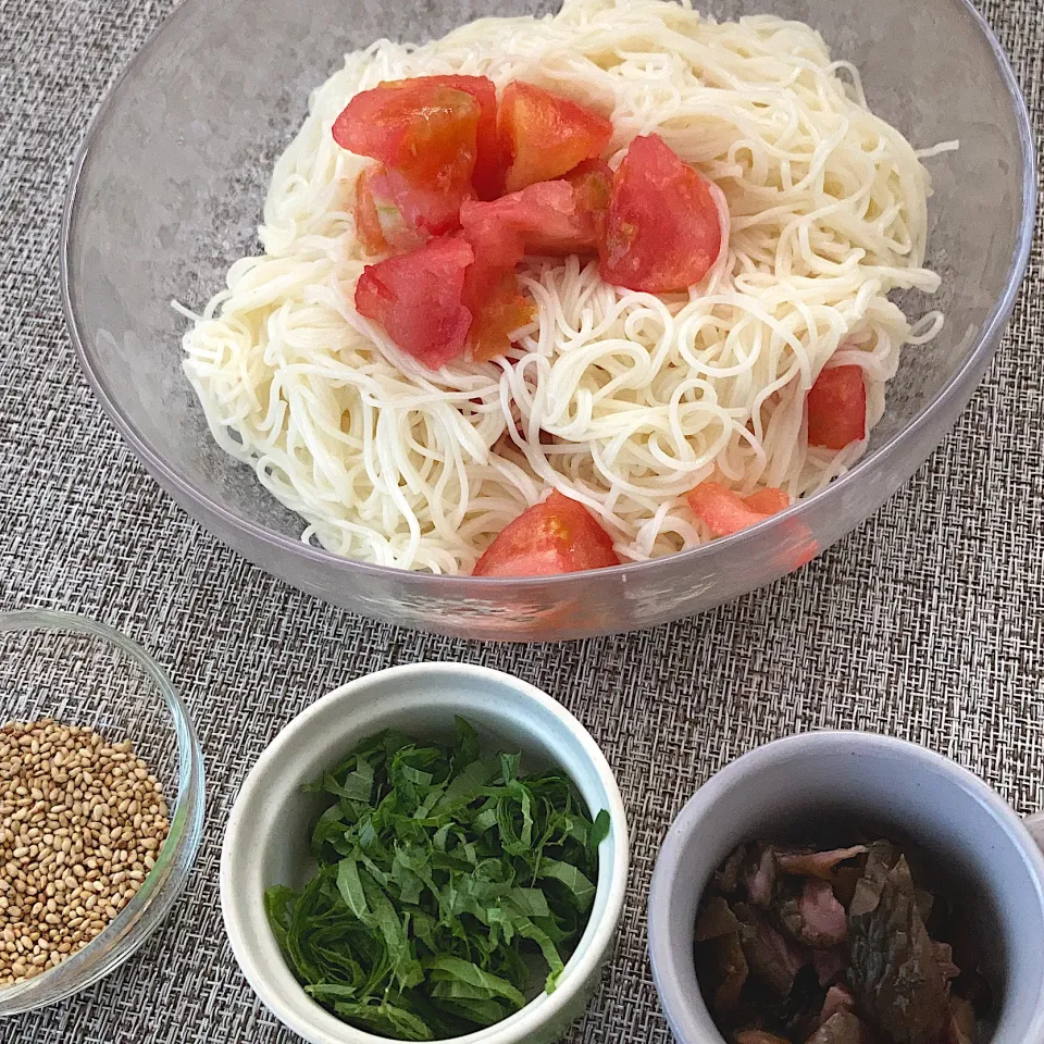 昼食|ツインうさぎさん