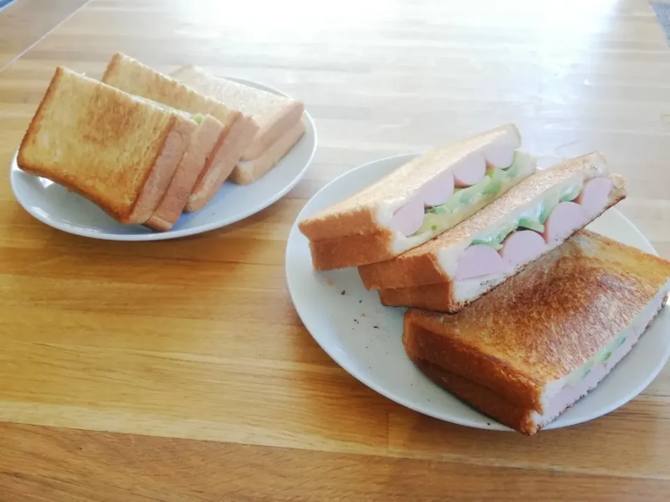 Snapdishの料理写真:朝ごはんはホットサンド|puniさん