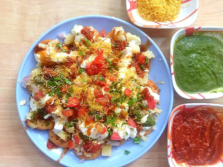 Dahi Papdi Chaat recipe@home
Visit my Channel for more such recipes 😋|Food philicさん