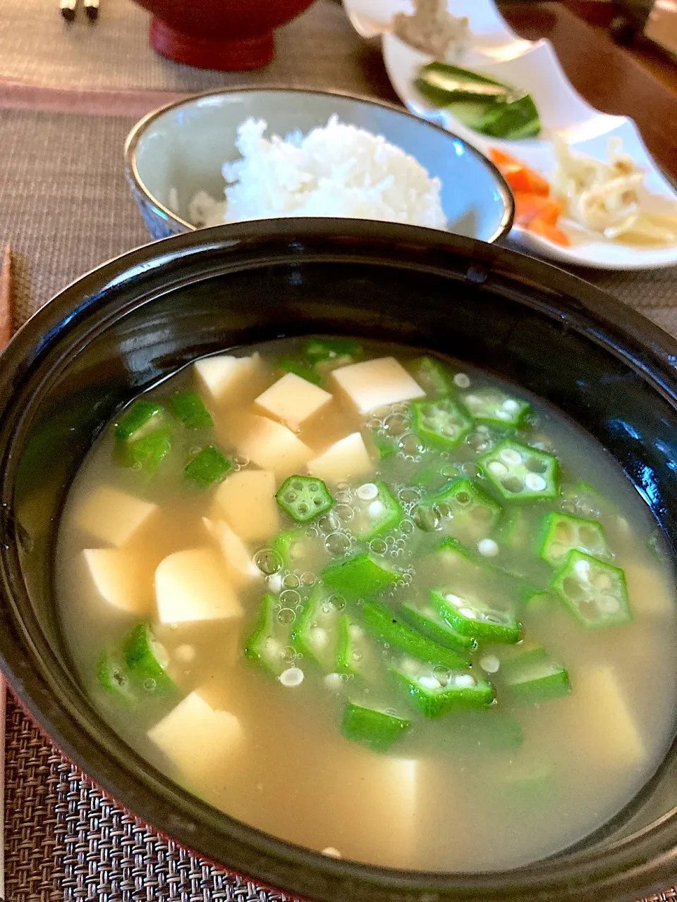 オクラのネバネバ味噌汁|Naoko Miyataさん