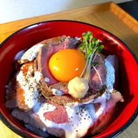 Snapdishの料理写真:ローストビーフ丼|ゆうさん