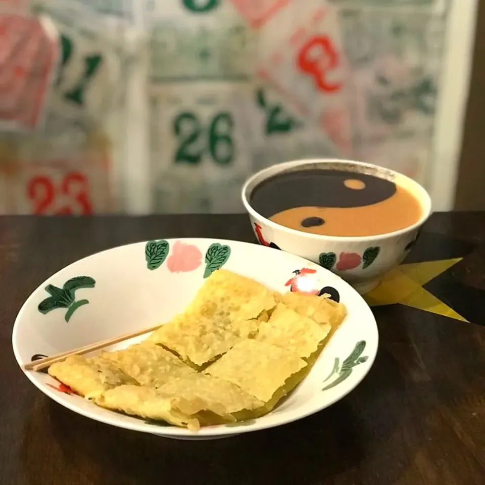 Dessert 芝麻花生糊 @ Black Sesame w/ Peanut Paste + Crispy Pandan Lotus Pancake|envymaqueenさん