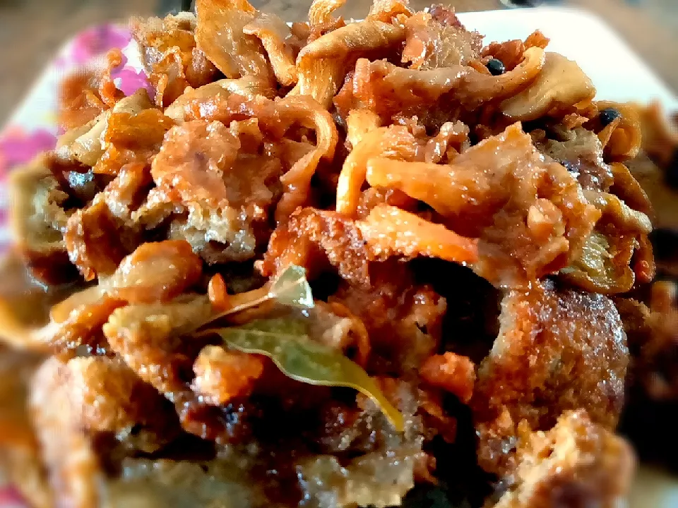 Vegan Lechon Paksiw in Oyster mushrooms|Radha Krishna Dasaさん