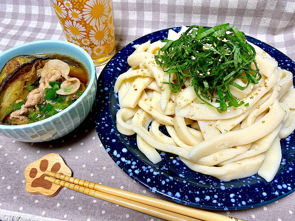 極太!!!手打ちうどん🍲茄子と肉汁のつけうどん🍖【中力粉 消費 第二弾】|がぁがさん