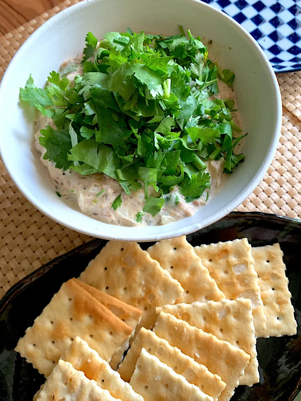 パクチーを食べる為の鯖缶ディップ|ナヲさん