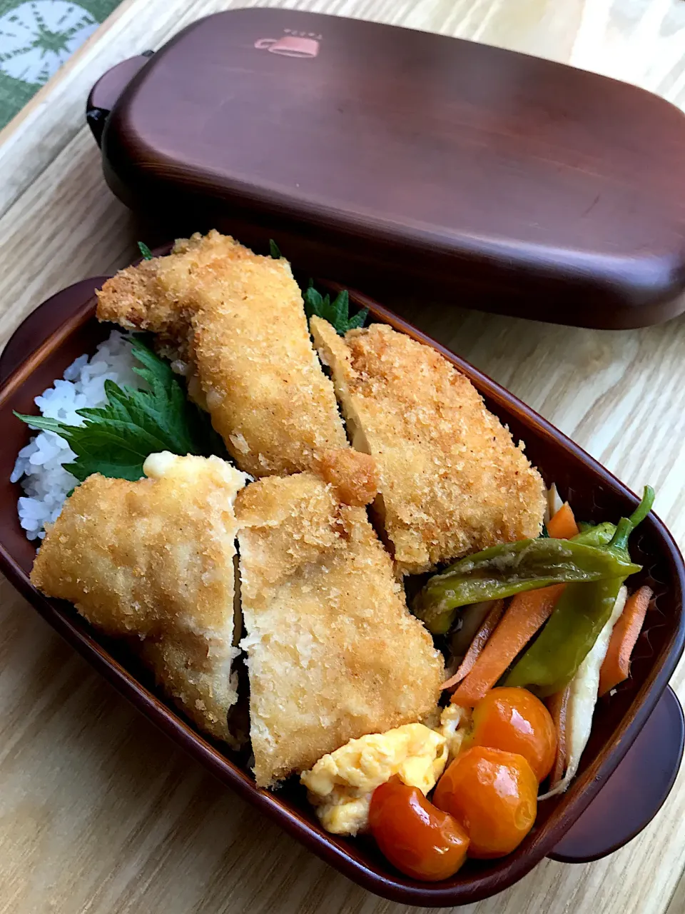 チーズインチキンカツ弁当|二キィさん