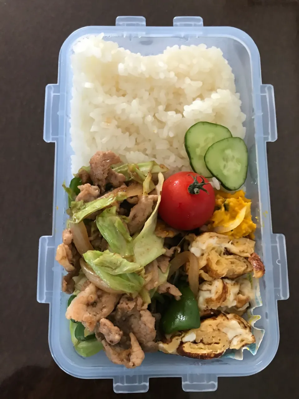 Snapdishの料理写真:肉野菜炒め弁当🍱|純さん