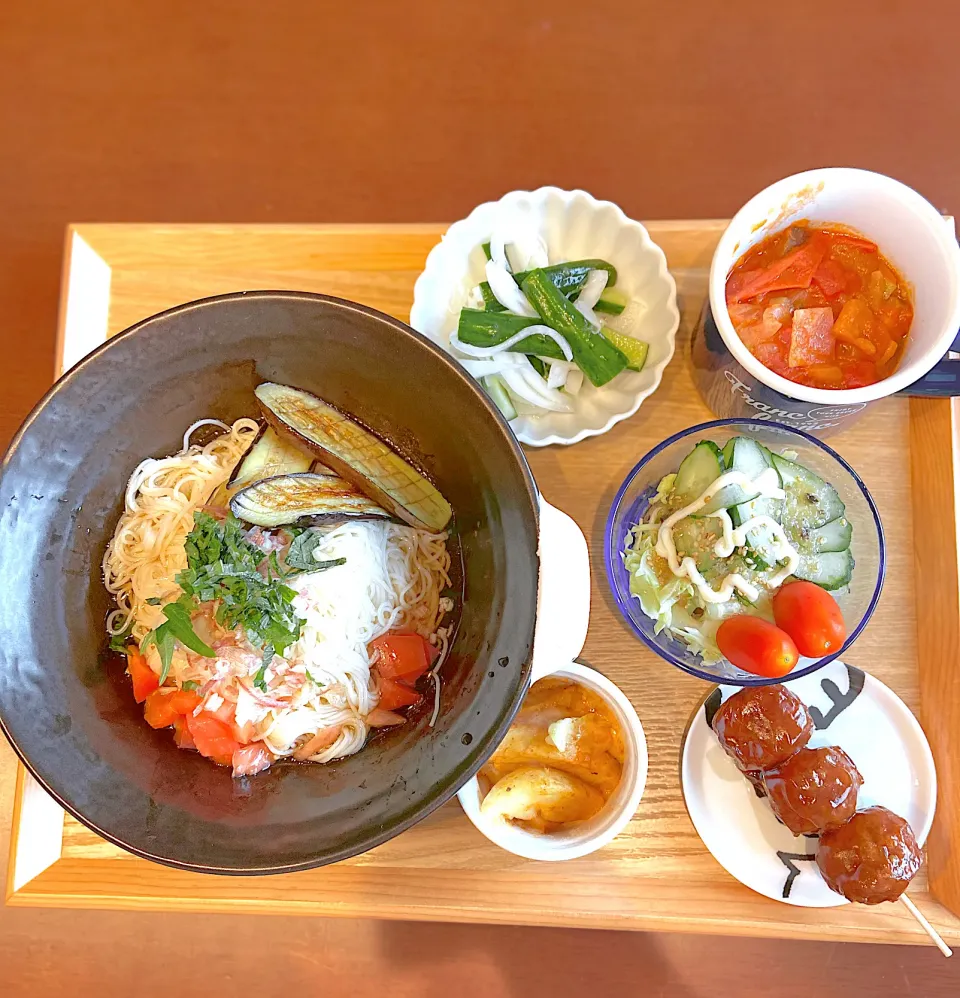 夏野菜アレンジそうめん|とぅんてんさん