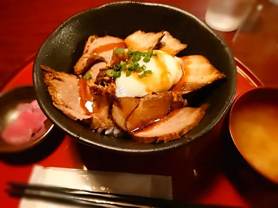 ★今日のランチ★
☆温玉のせチャーシュー丼|☆Chieco☆さん