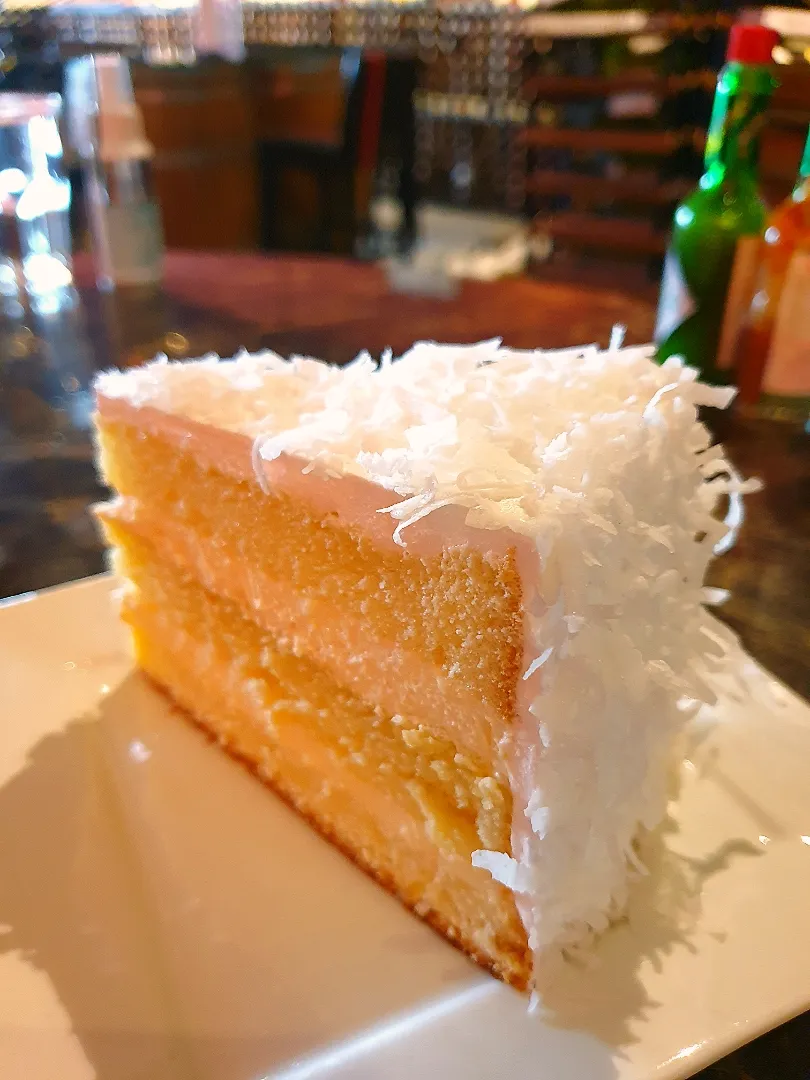 Vodka Lemon Coconut Cake|envymaqueenさん