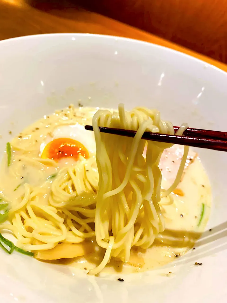 鶏白湯ラーメン|ヒデロックさん