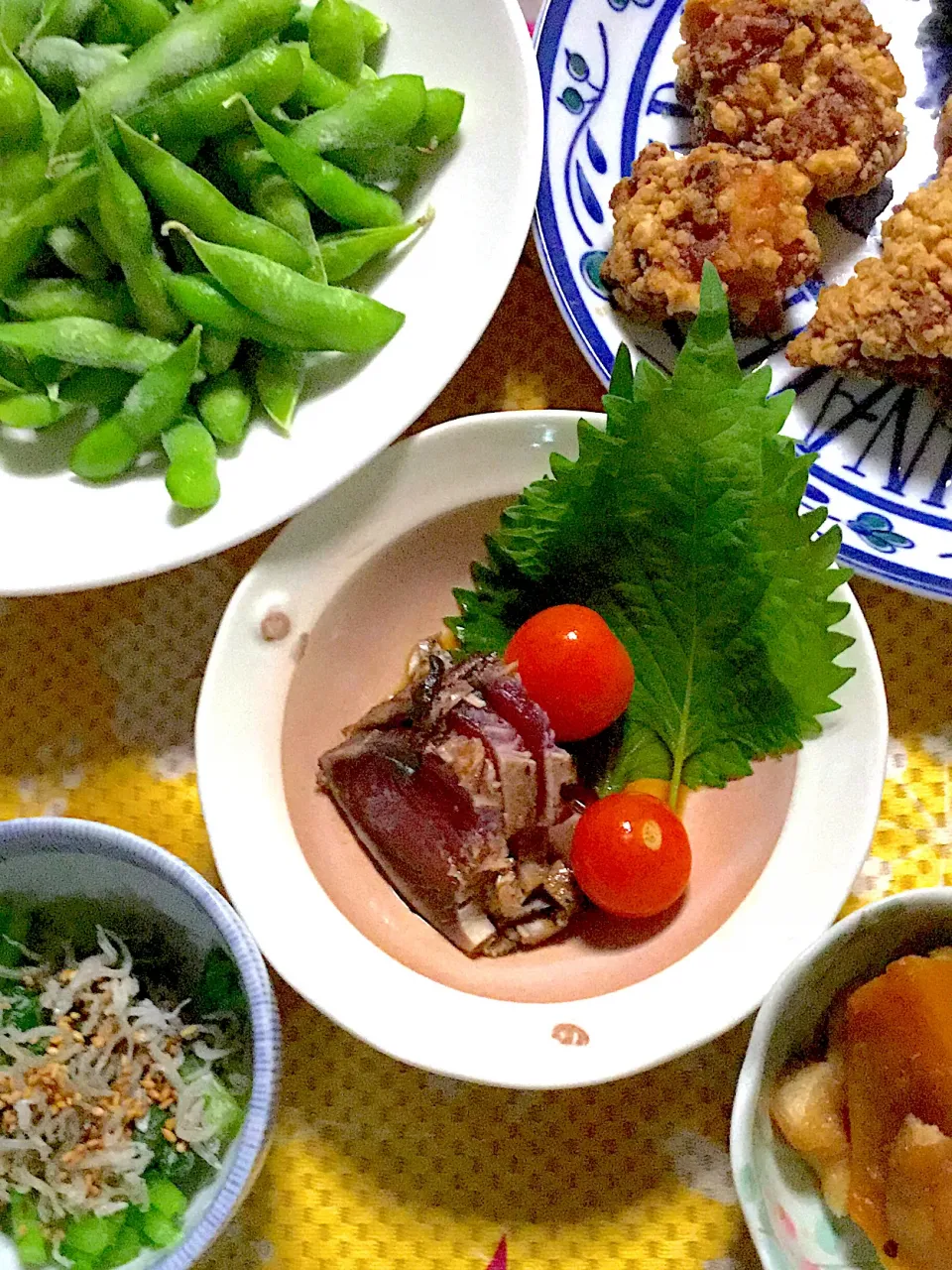 鰹のタタキ　小松菜の胡麻和え　南瓜の煮物　唐揚げ(冷凍)  枝豆(冷凍)|掛谷節子さん