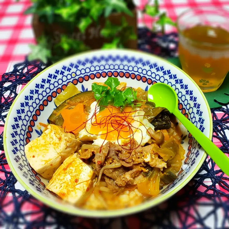 昨夜のキムチ鍋🍲リメイク
とろ～り卵のクッパ丼|yukaringoさん