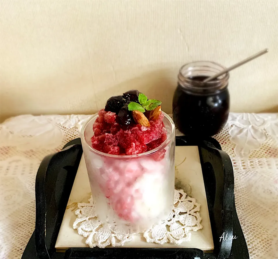 ダークチェリー🍒とアーモンドミルクの granita|Atsuさん