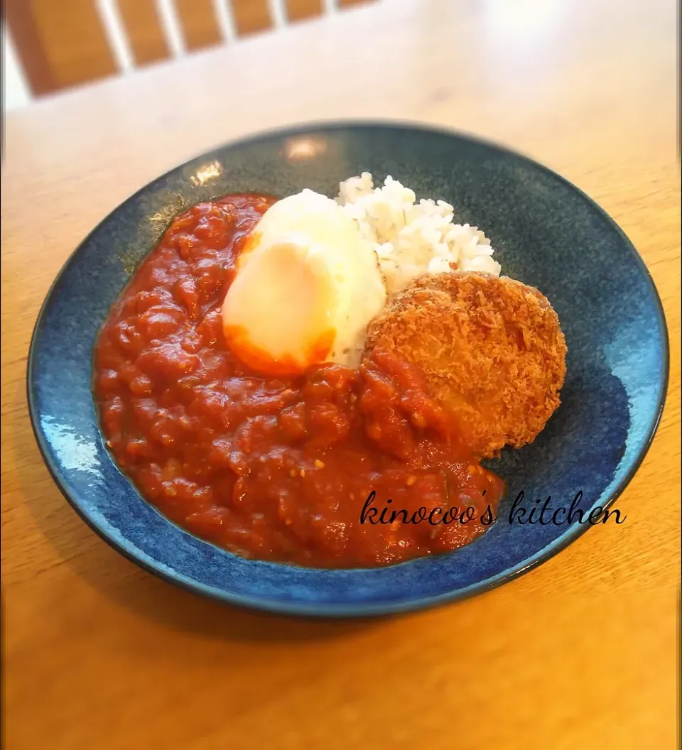 Snapdishの料理写真:♪リメイク料理♪夏野菜カレーミンチカツ＆目玉焼きのせ|kinocooさん