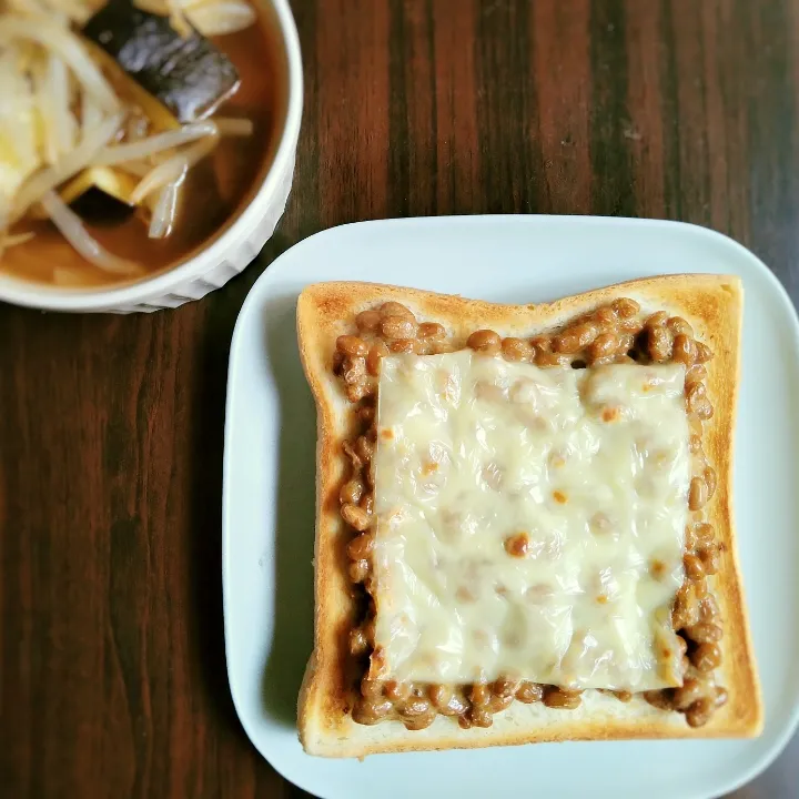 自由の納豆トースト|omotoさん