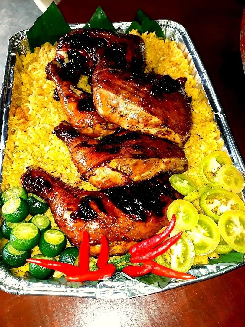 Chixken BBQ with Java rice


Good for 10 persons|Joelさん