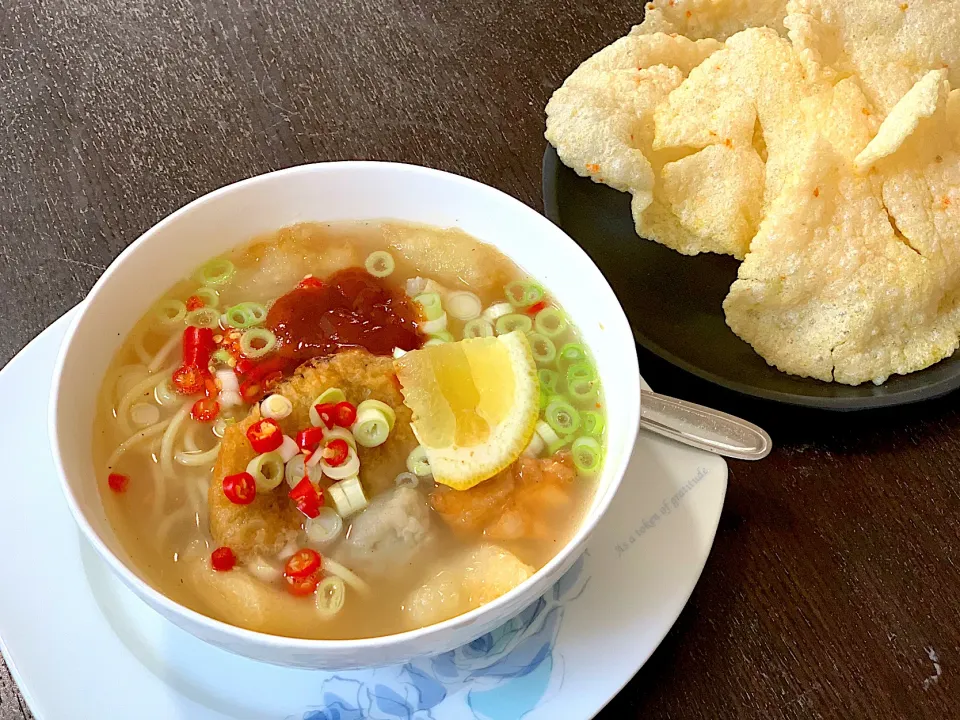 Snapdishの料理写真:Bakso Aci|yeni kartikasariさん