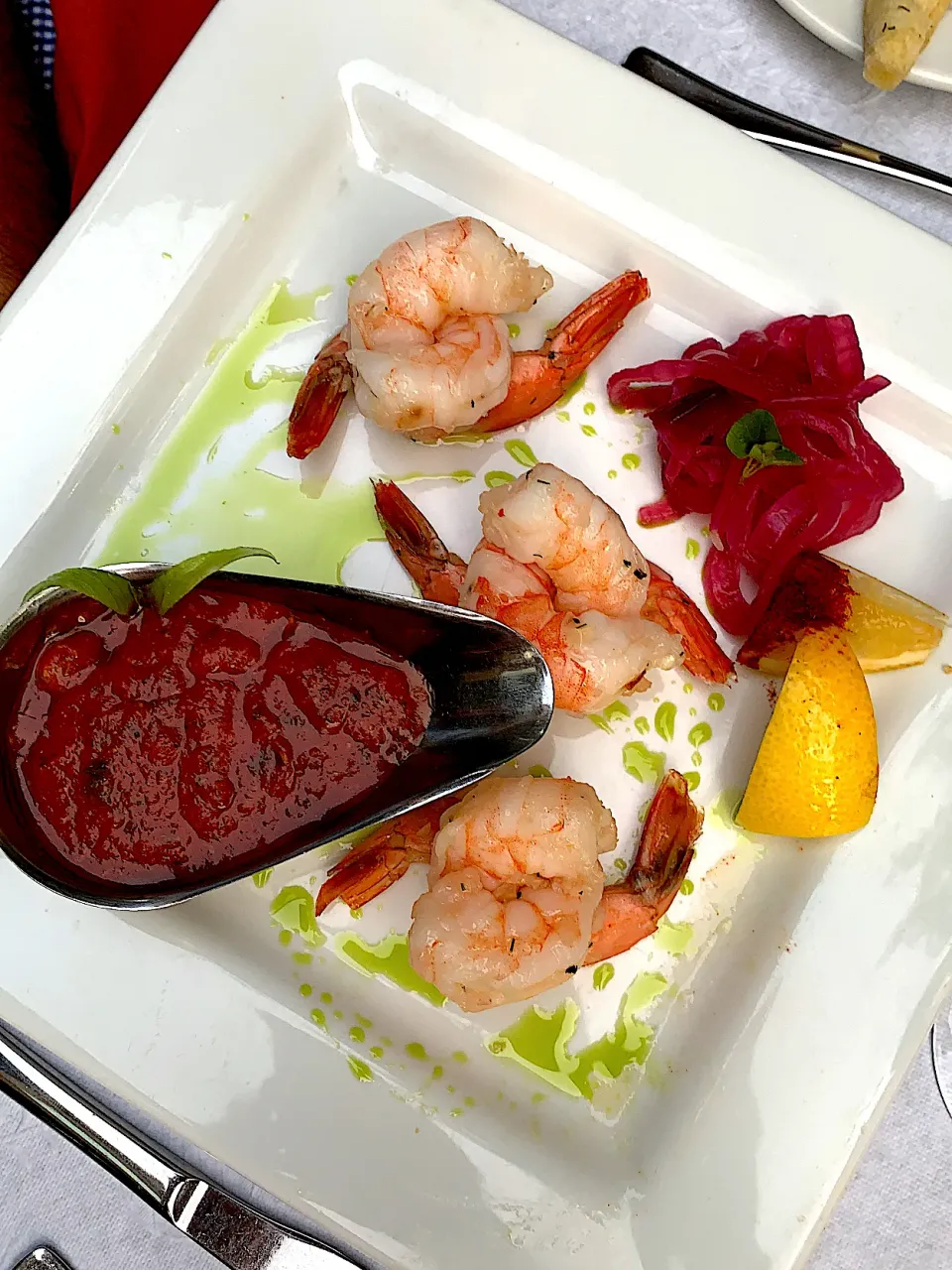 Chilled Prawns at Bella Aquila|scout o'garaさん