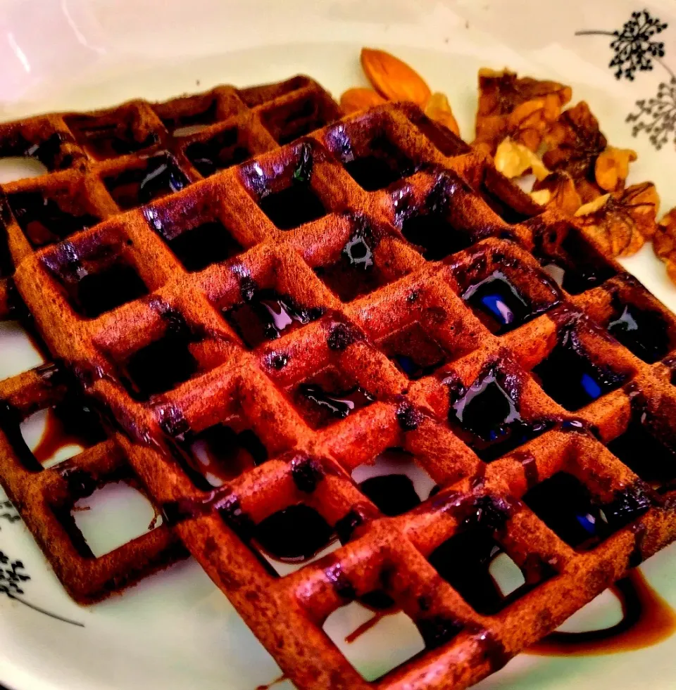 Finger millet waffle with chocolate sauce |Jessyさん