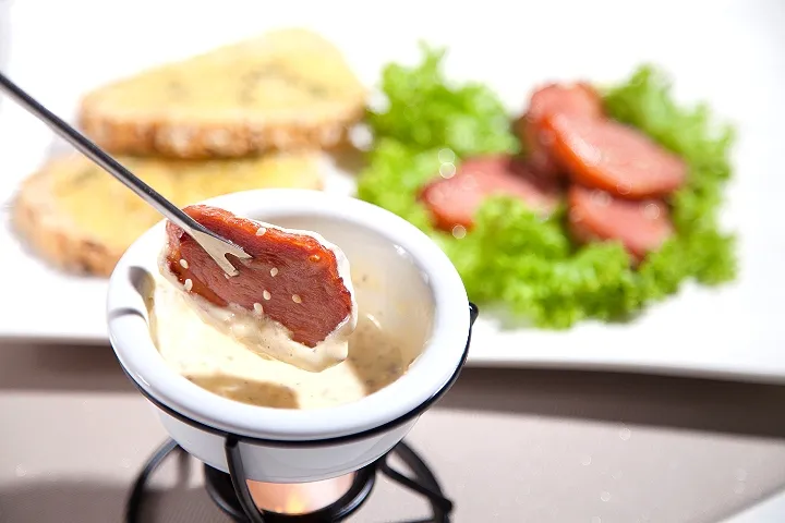 Smoked duck cheese fondue|Matterhon Bistroさん