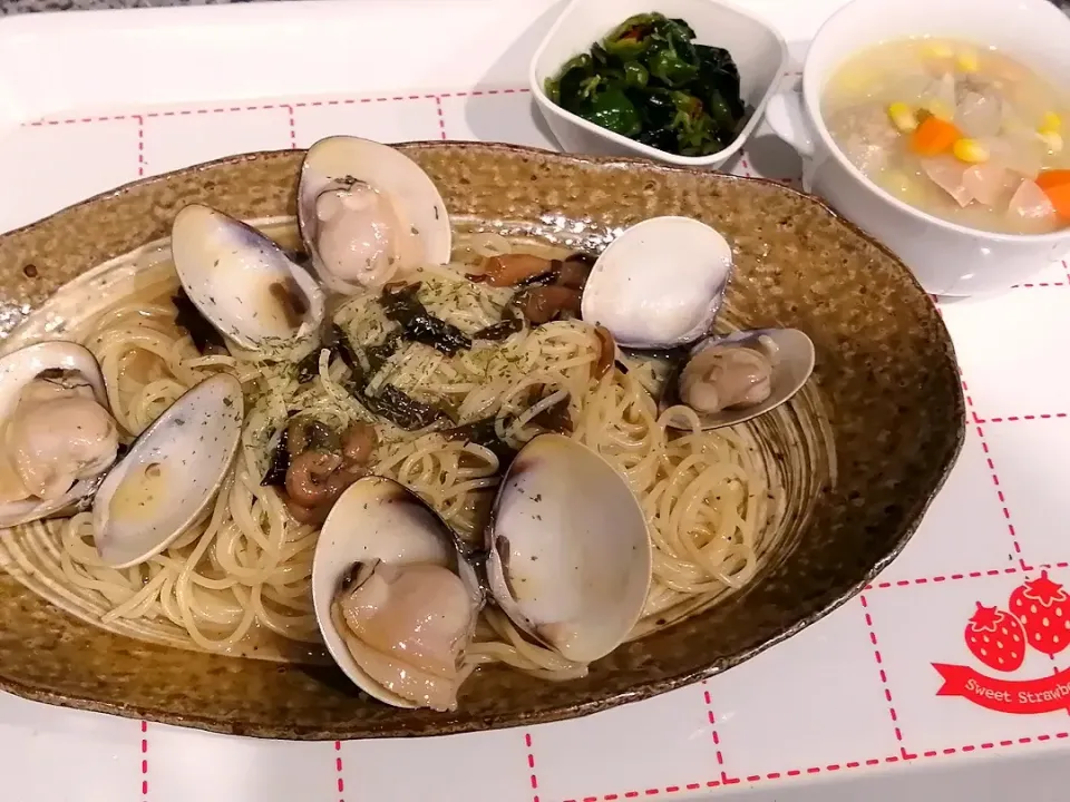 アサリとキノコのパスタ|あぁちゃんさん