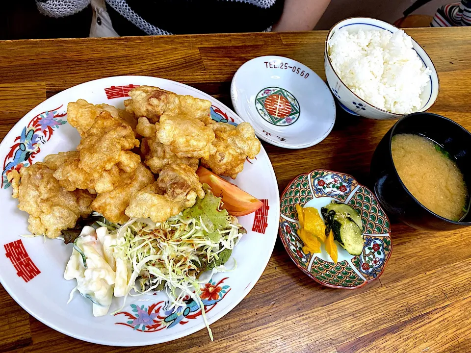 Snapdishの料理写真:天山のとり天定食|Kouji  Kobayashiさん