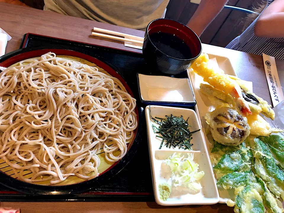 三年目は倦怠期で天ざる蕎麦|きむらゆりかさん