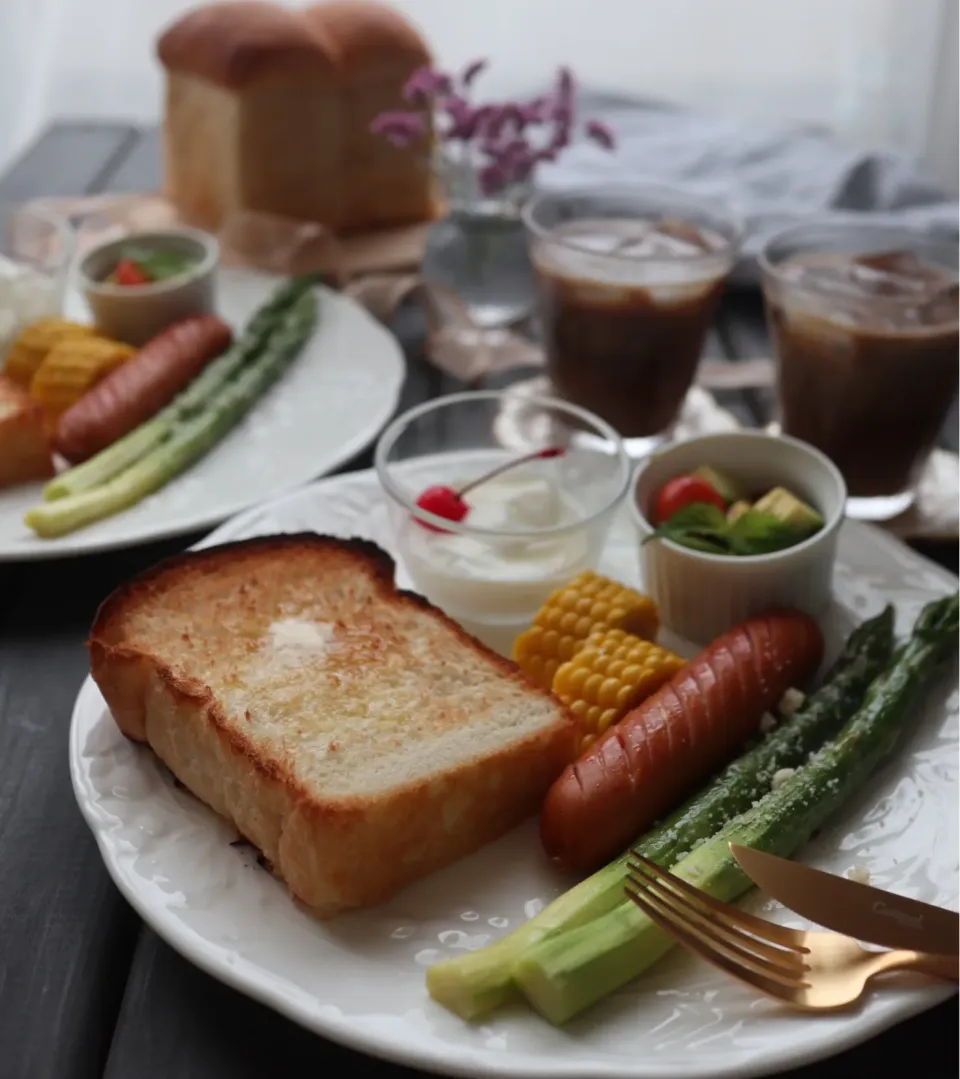 手作り山食パンで朝ごパン|アシュママさん