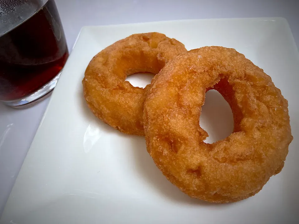 Snapdishの料理写真:朝は、レモンドーナツ🍋🍩|Kojiさん