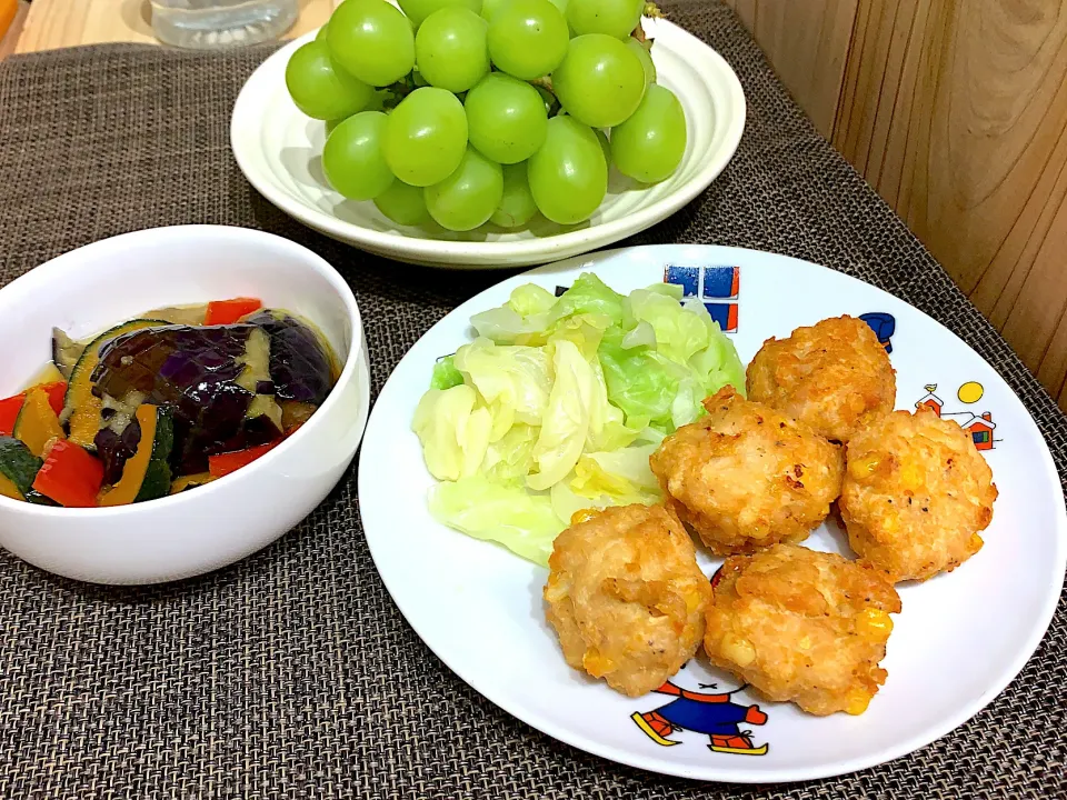 コーン入りチキンナゲットと、夏野菜の揚げ浸し|京子さん