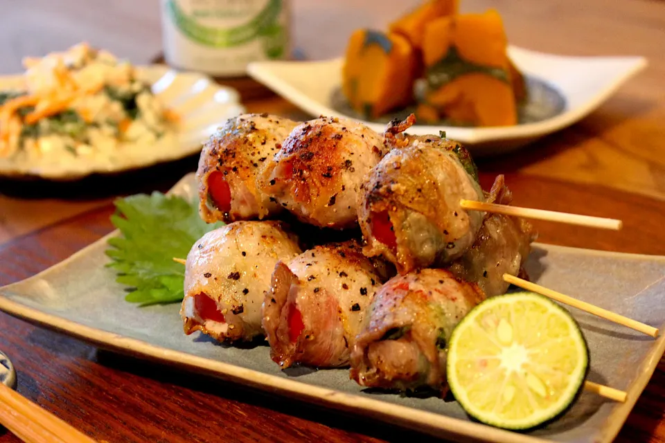 トマトの肉巻き串🍅|よっすぃさん